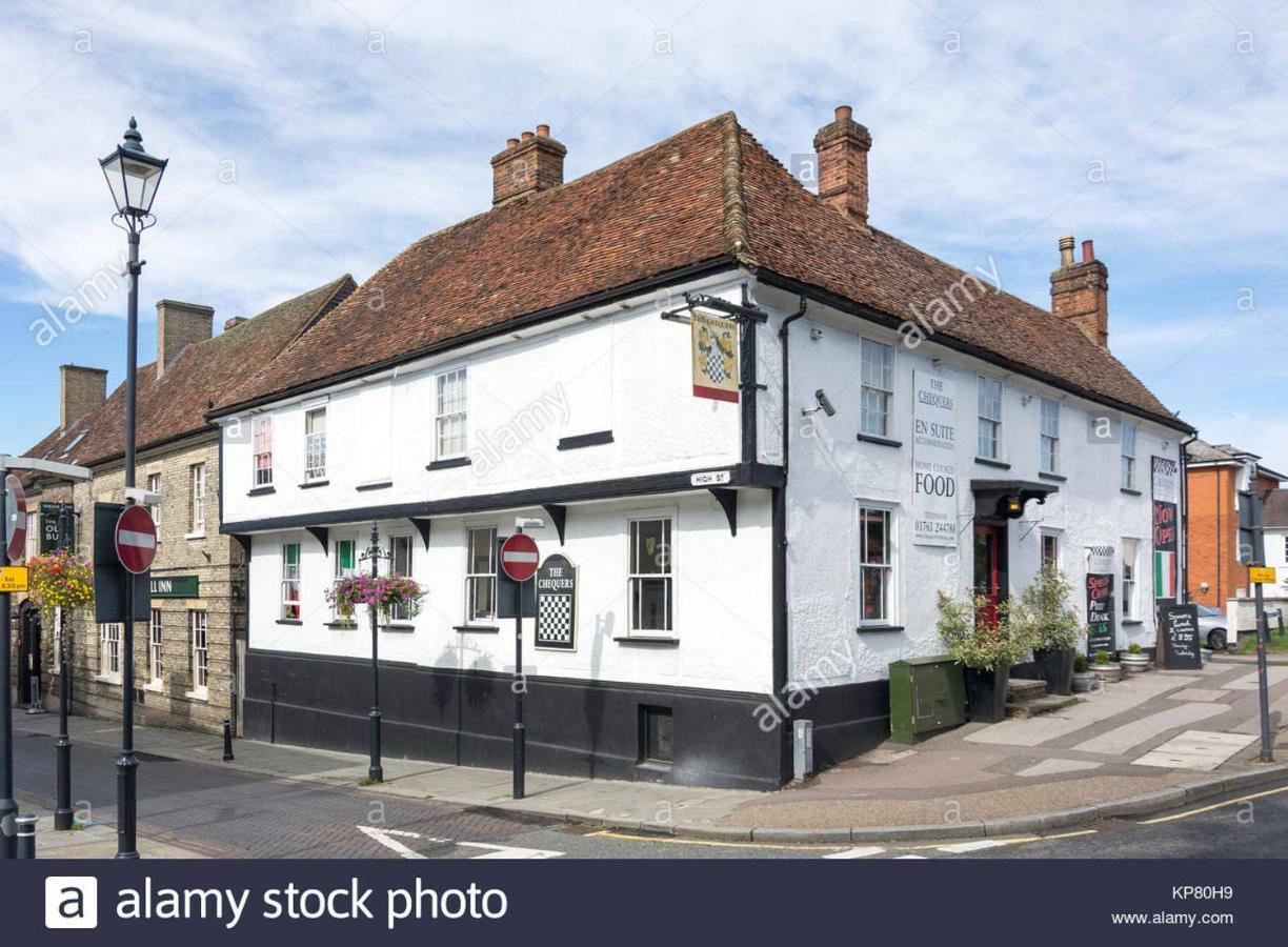 The Chequers Bed & Breakfast Royston  Eksteriør bilde